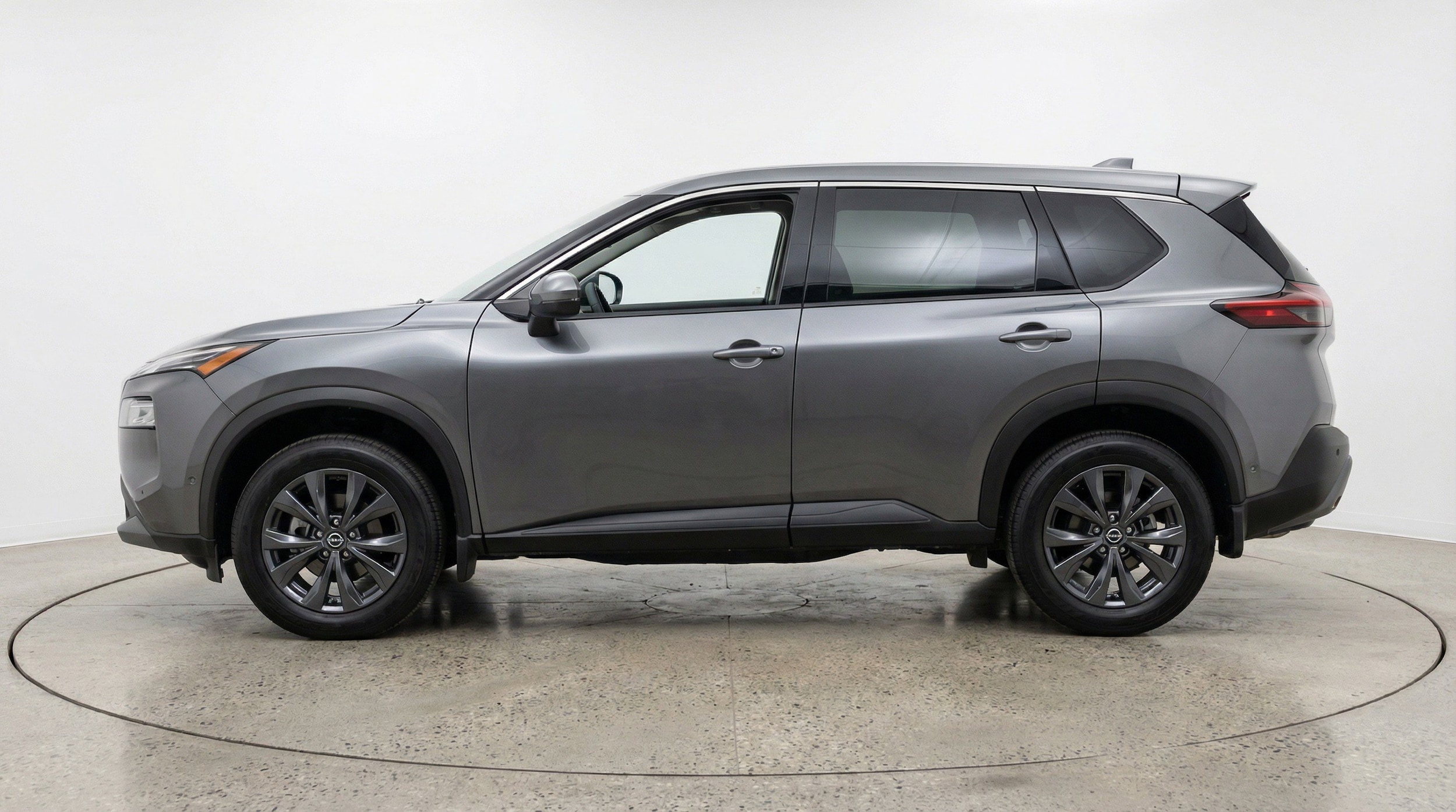 Thumbnail: 2025 Nissan Rogue - 5