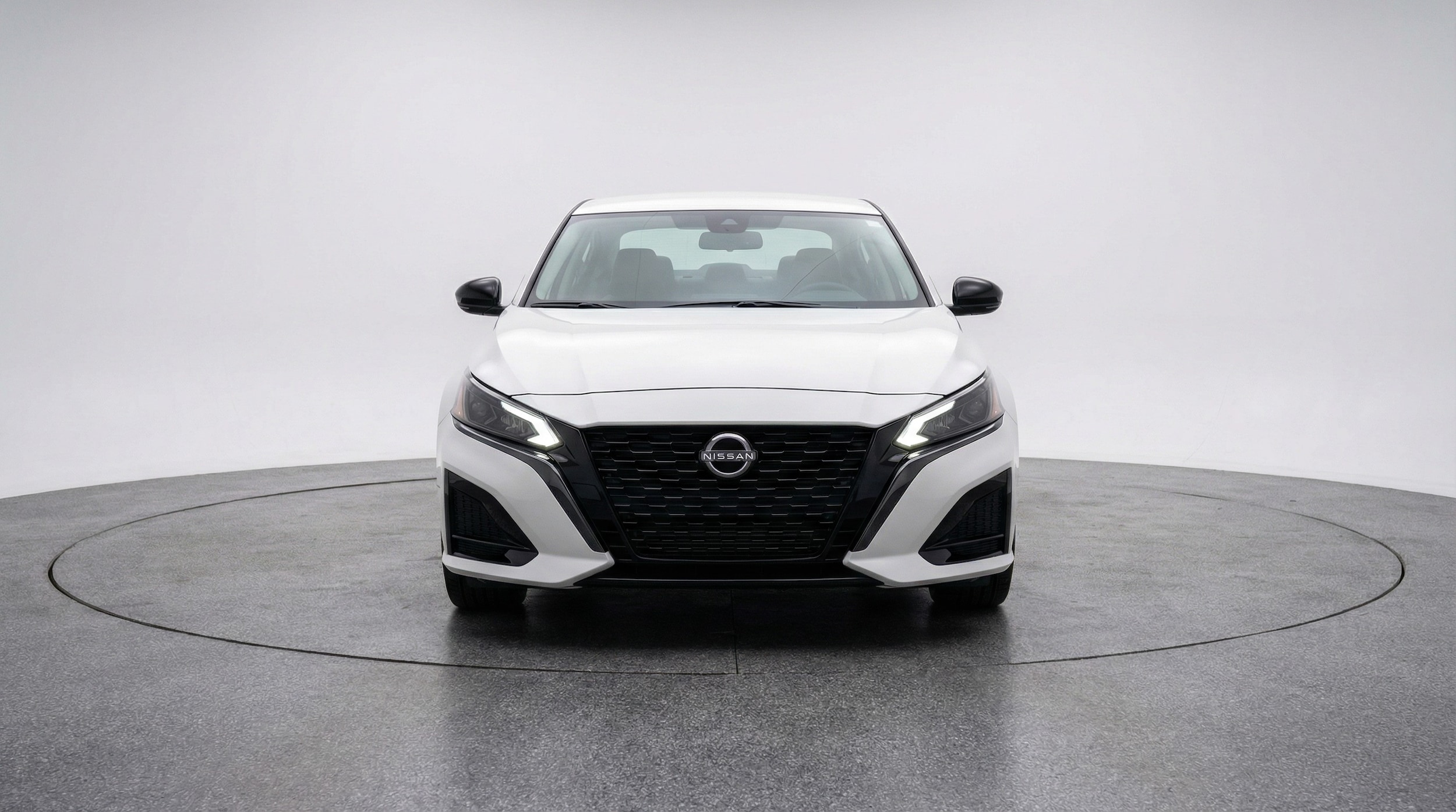 Thumbnail: 2025 Nissan Altima - 2