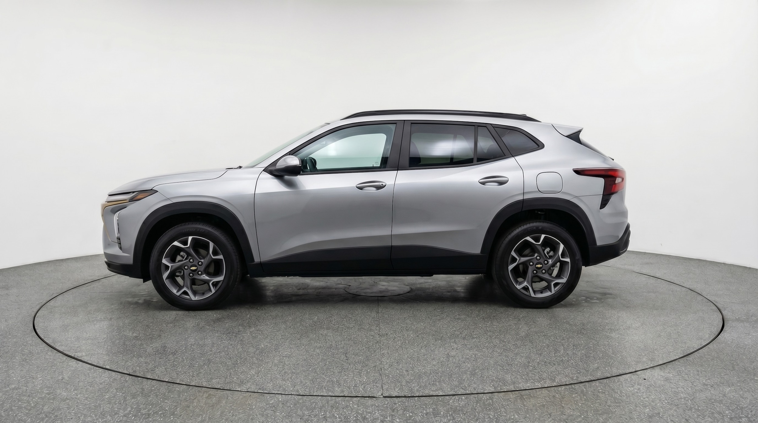 Thumbnail: 2025 Chevrolet Trax - 8