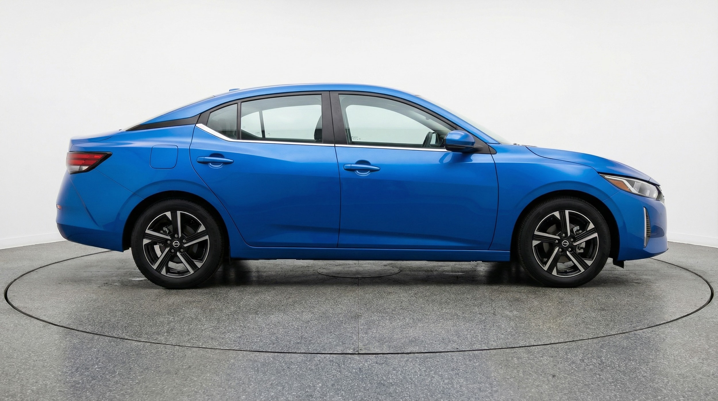 Thumbnail: 2025 Nissan Sentra - 8