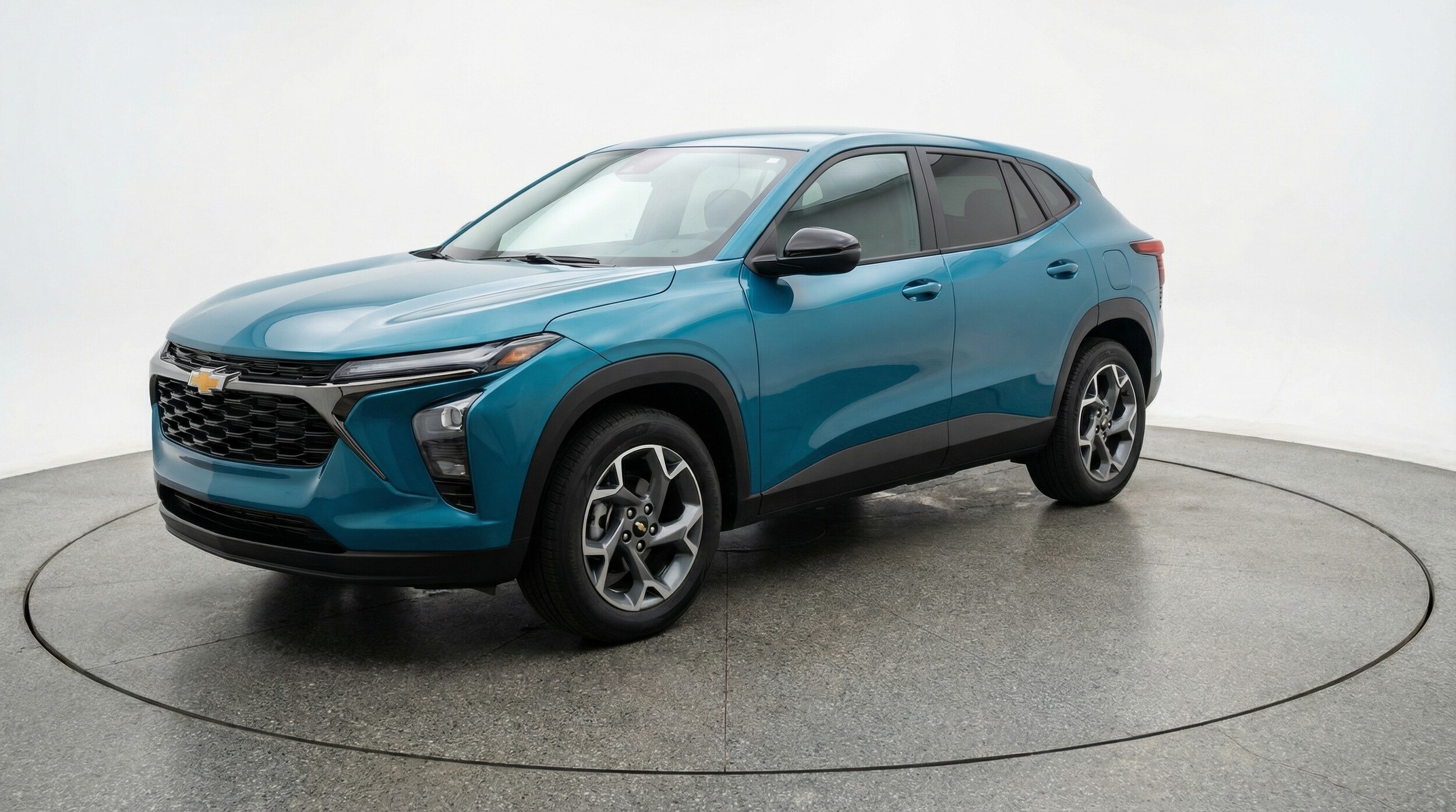 Thumbnail: 2025 Chevrolet Trax - 3