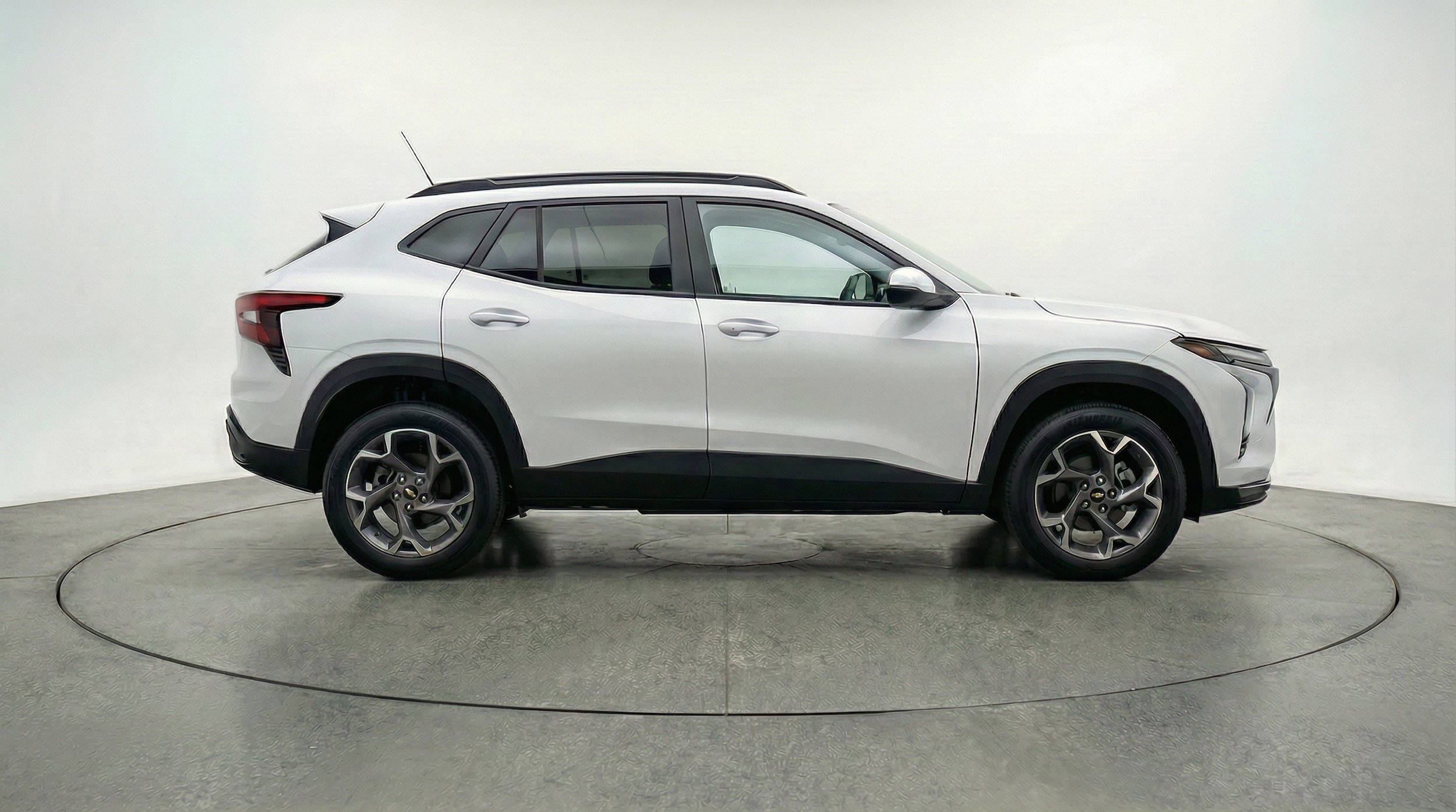 Thumbnail: 2025 Chevrolet Trax - 11