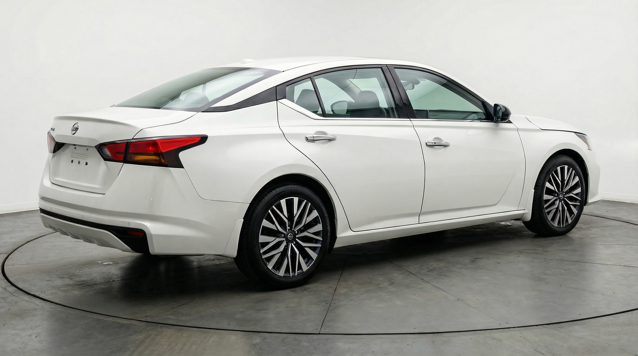 Thumbnail: 2025 Nissan Altima - 7