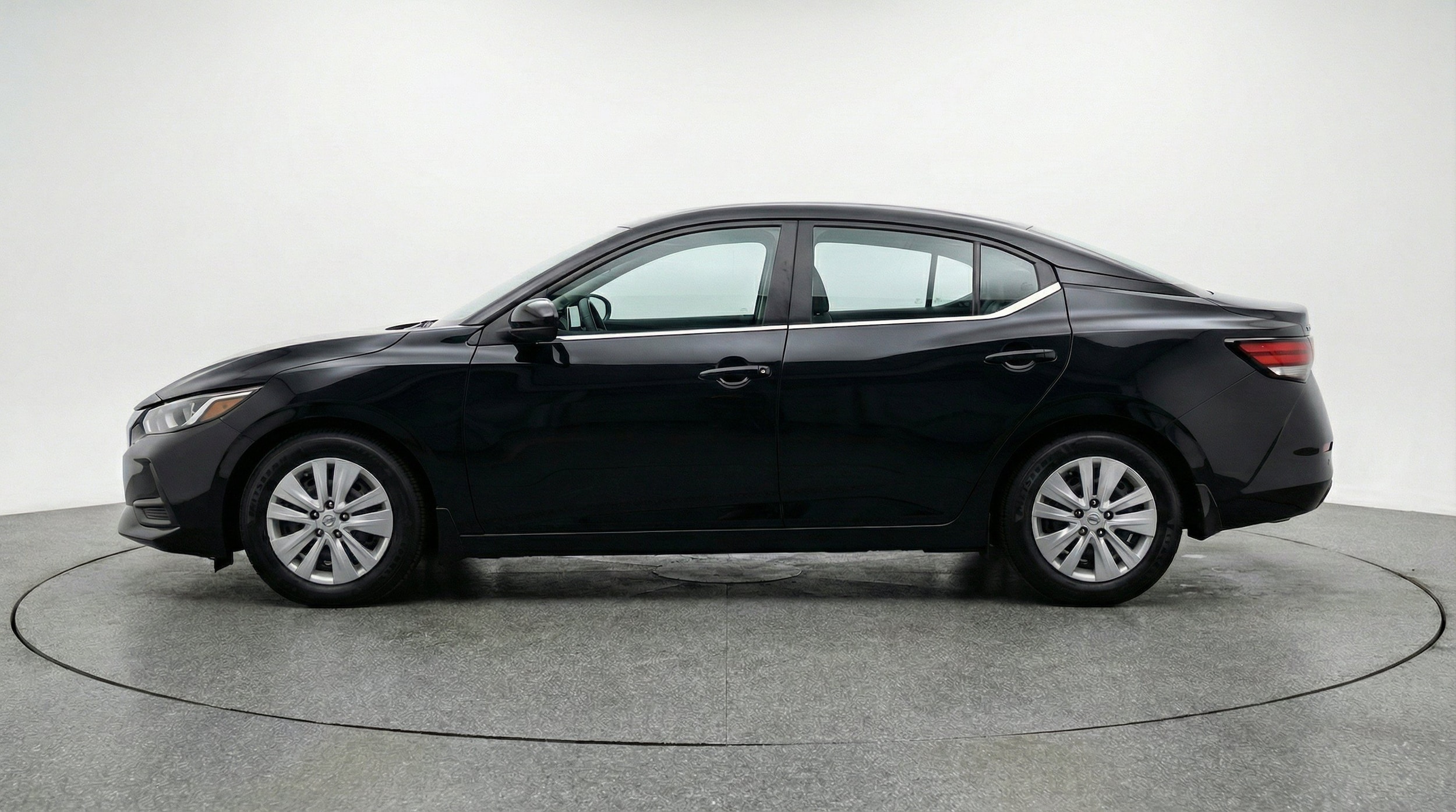 Thumbnail: 2025 Nissan Sentra - 5
