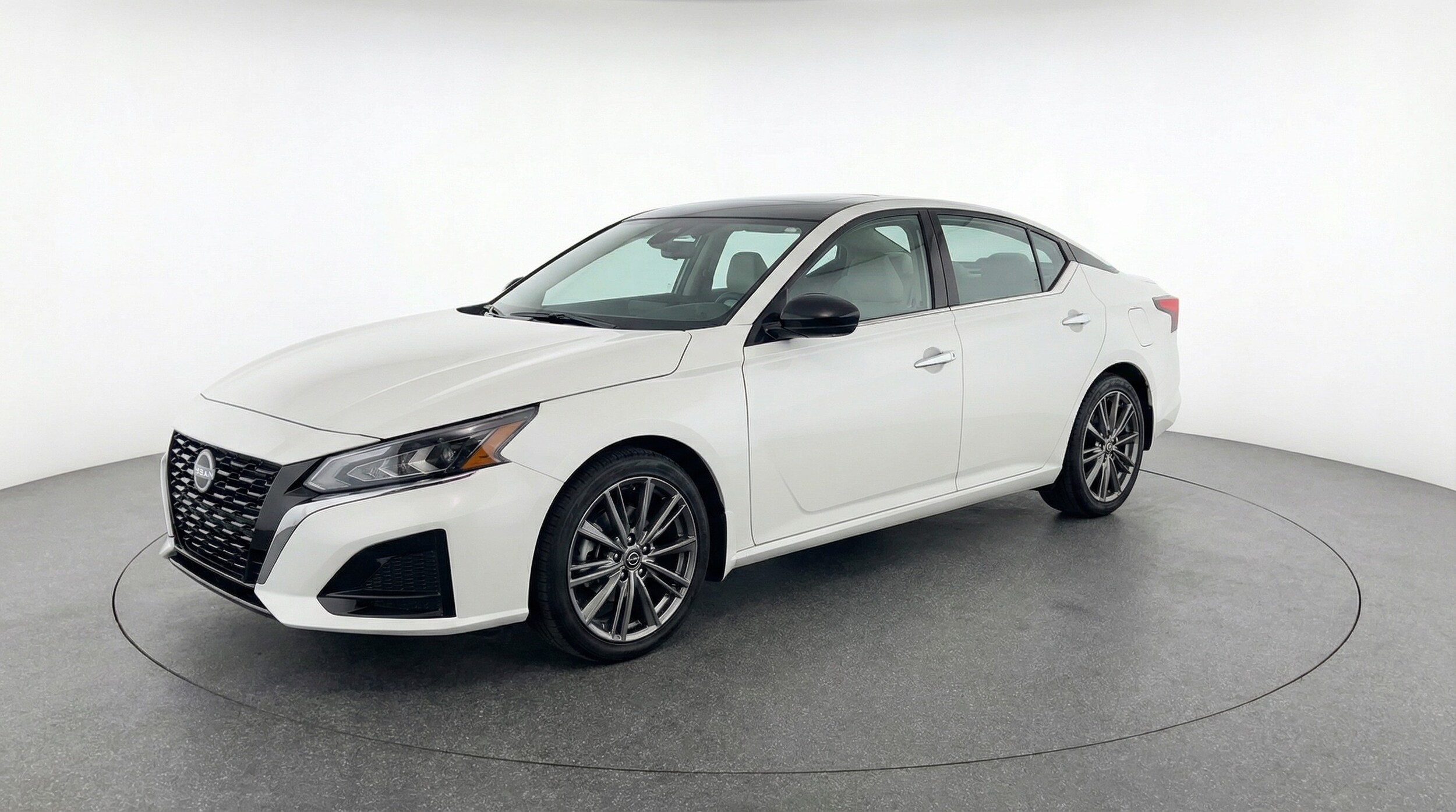 Thumbnail: 2025 Nissan Altima - 3