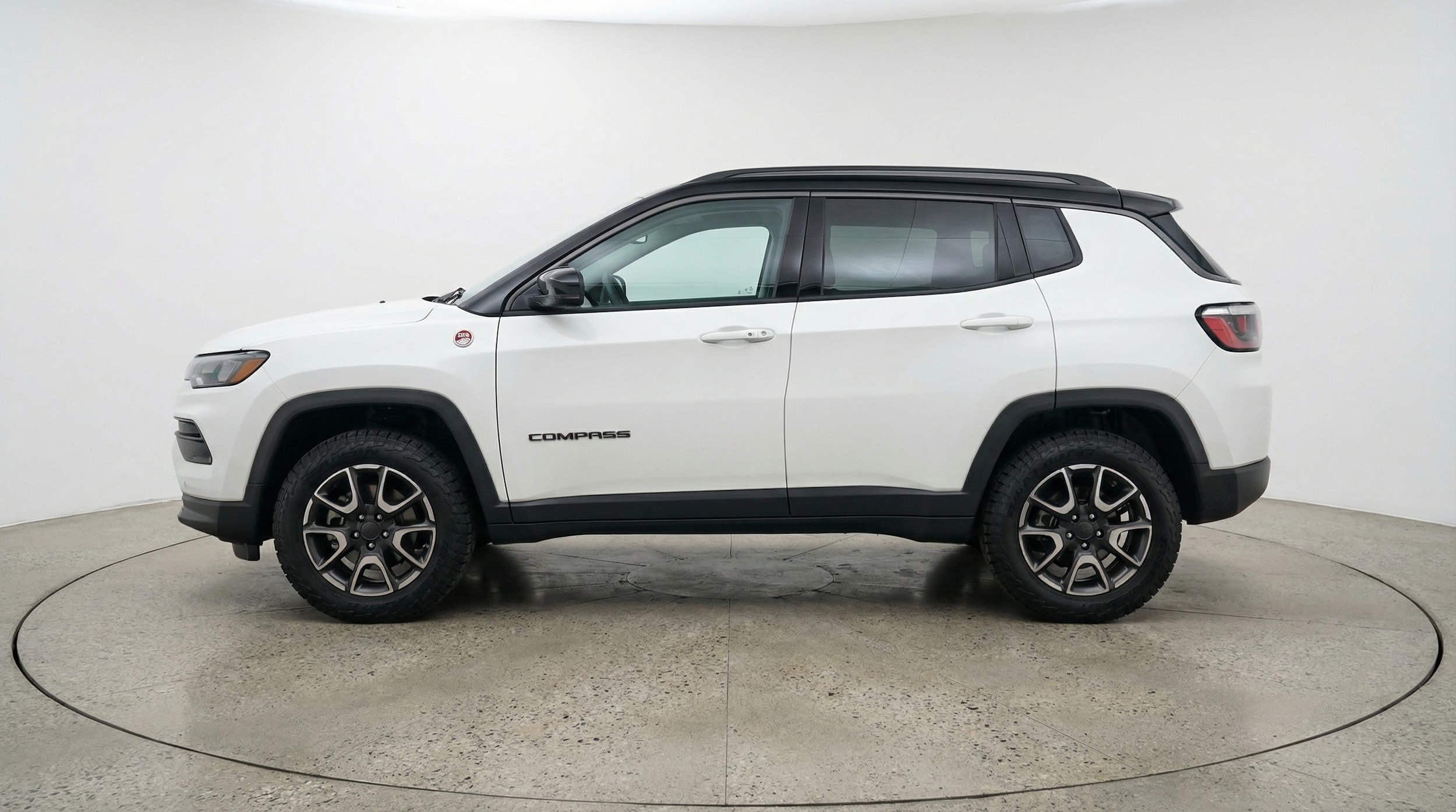 Thumbnail: 2025 Jeep Compass - 4