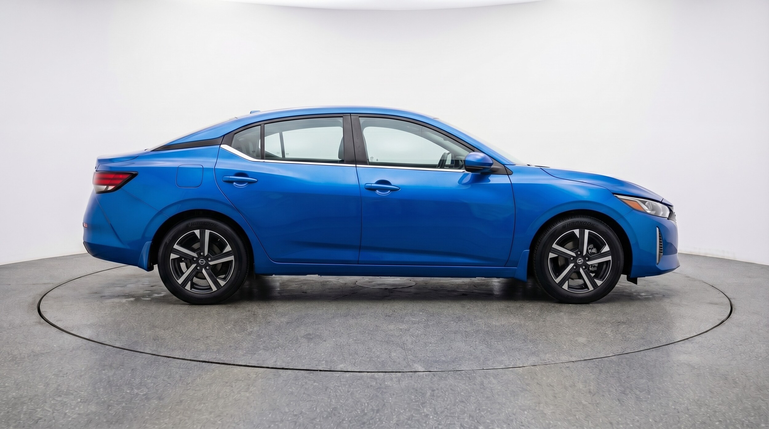 Thumbnail: 2025 Nissan Sentra - 8