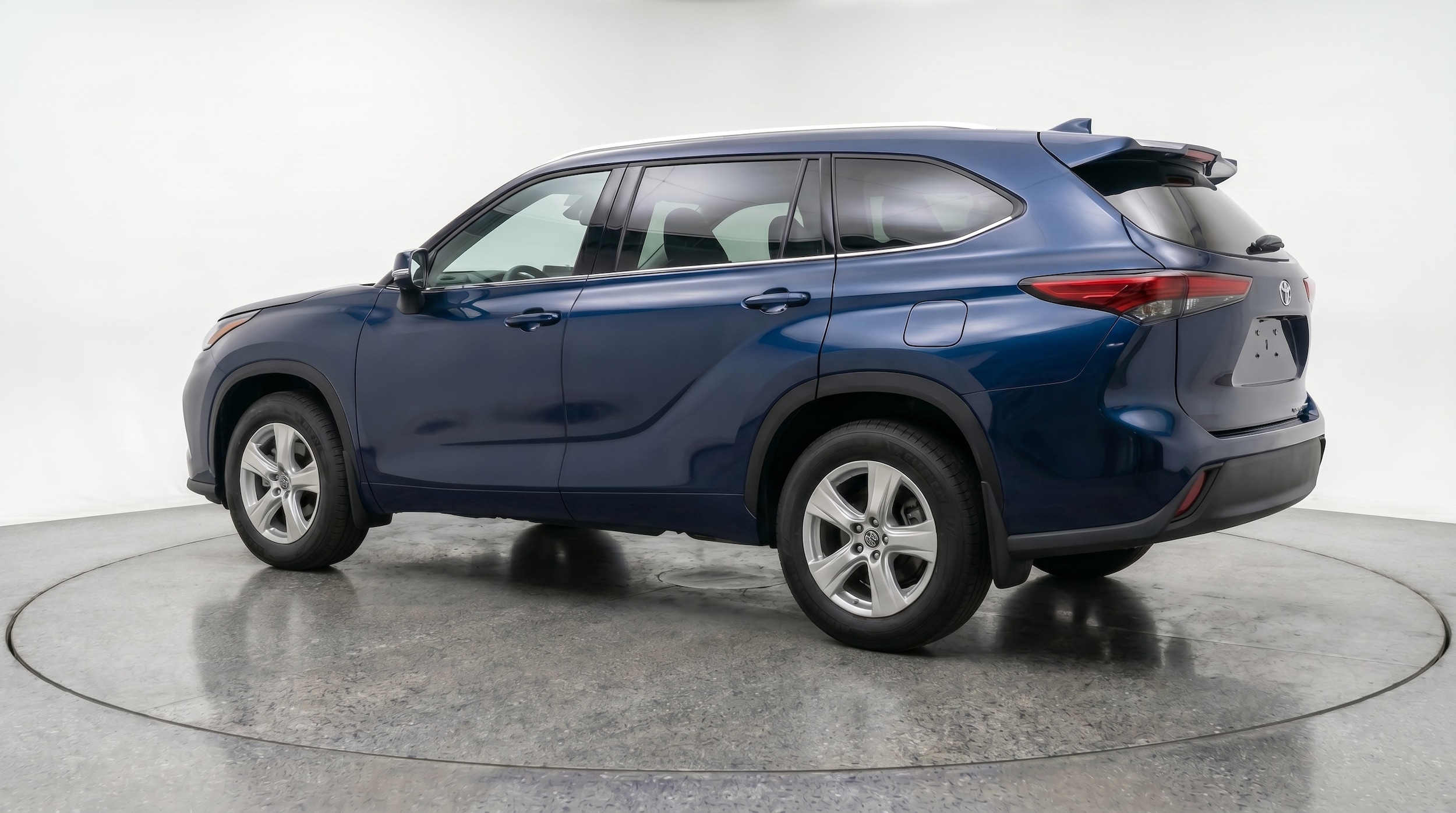 Thumbnail: 2025 Toyota Highlander - 5