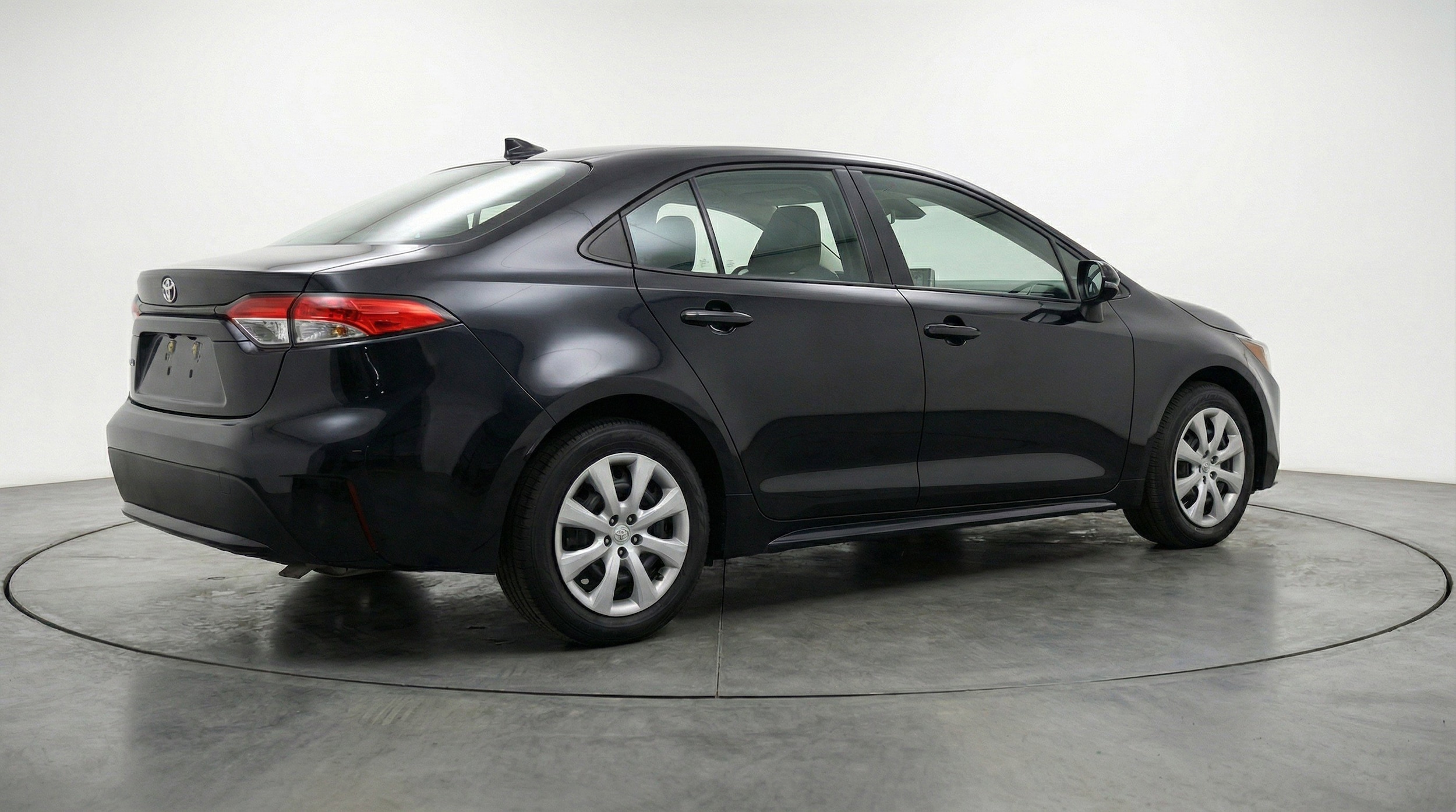 Thumbnail: 2025 Toyota Corolla - 9