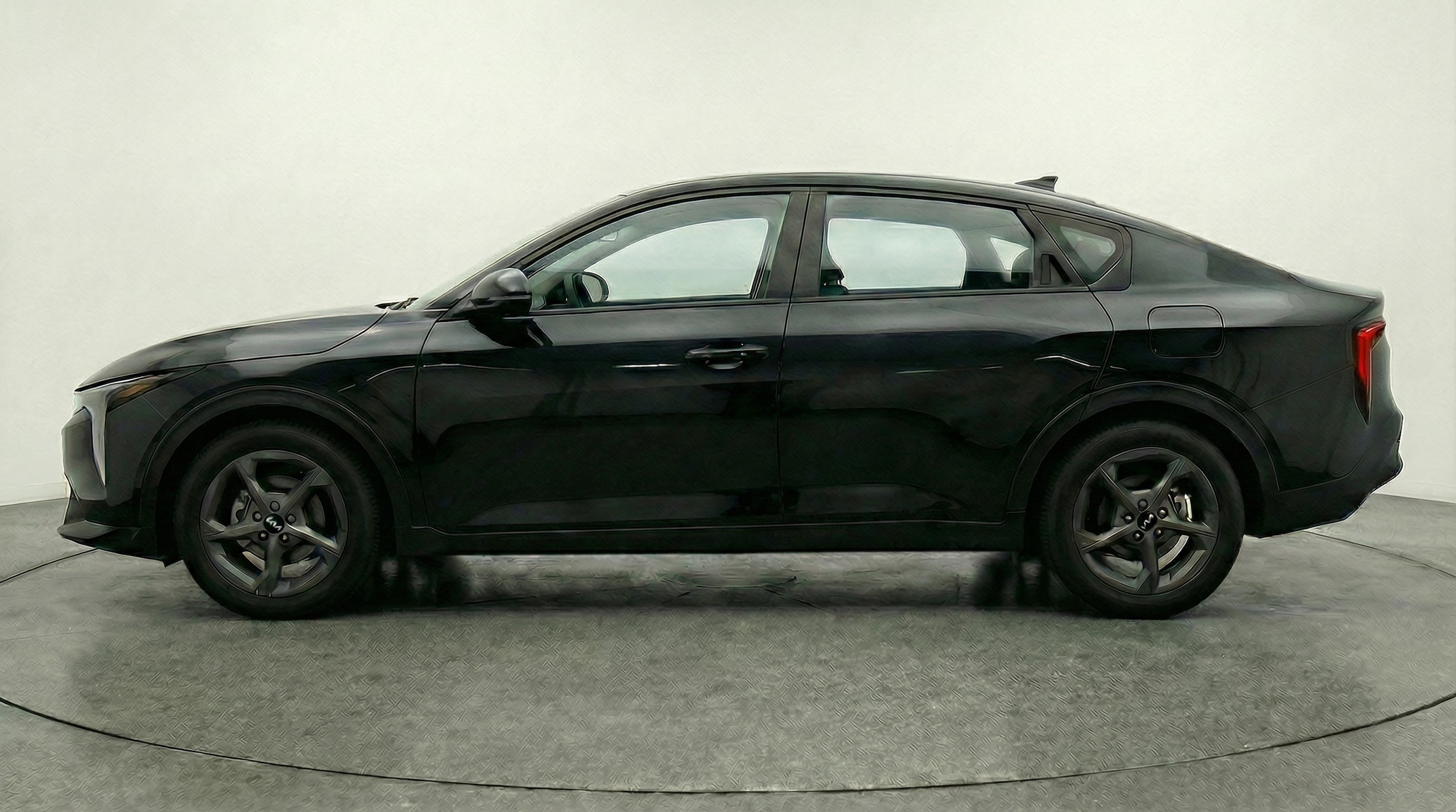 Thumbnail: 2025 Kia K4 - 4