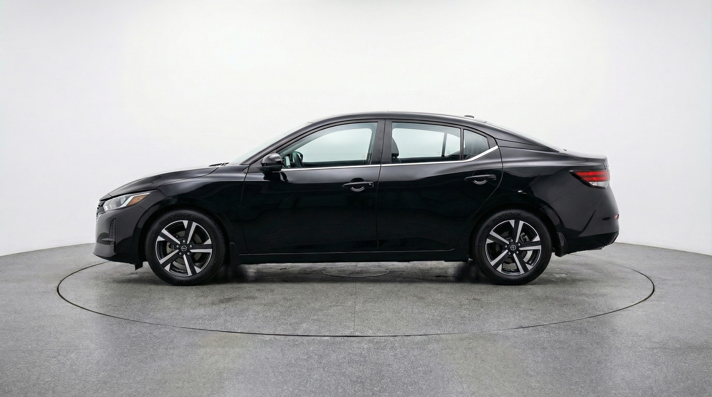 Thumbnail: 2025 Nissan Sentra - 4