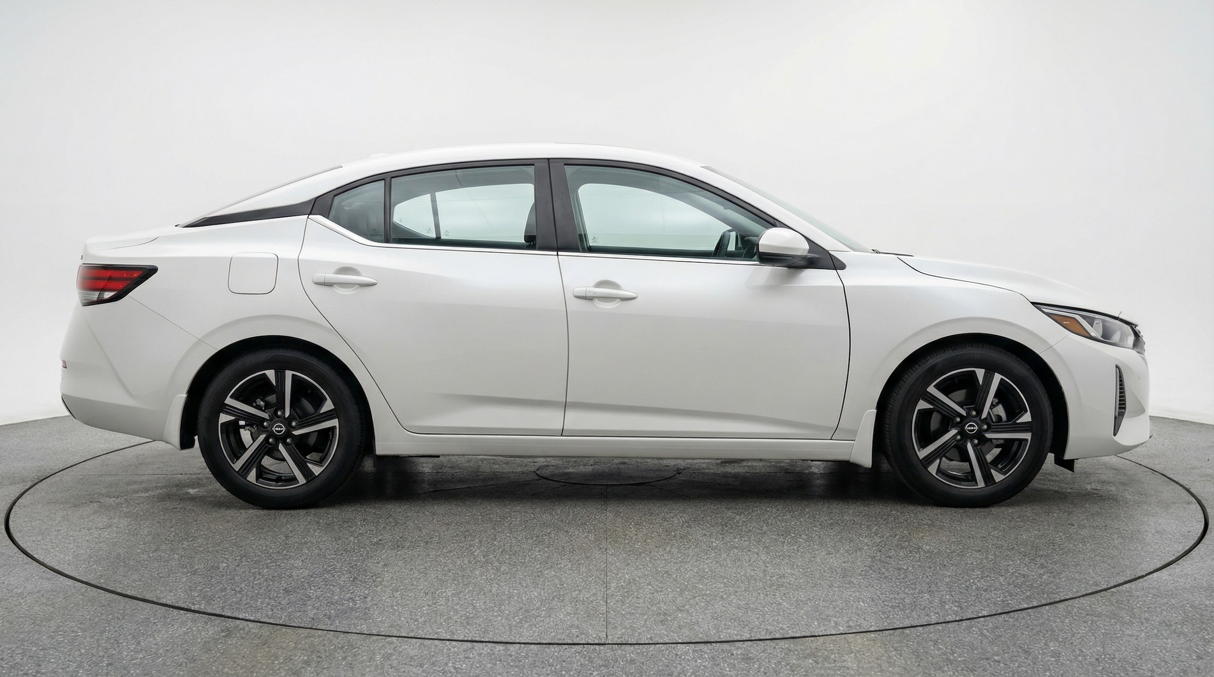 Thumbnail: 2025 Nissan Sentra - 8