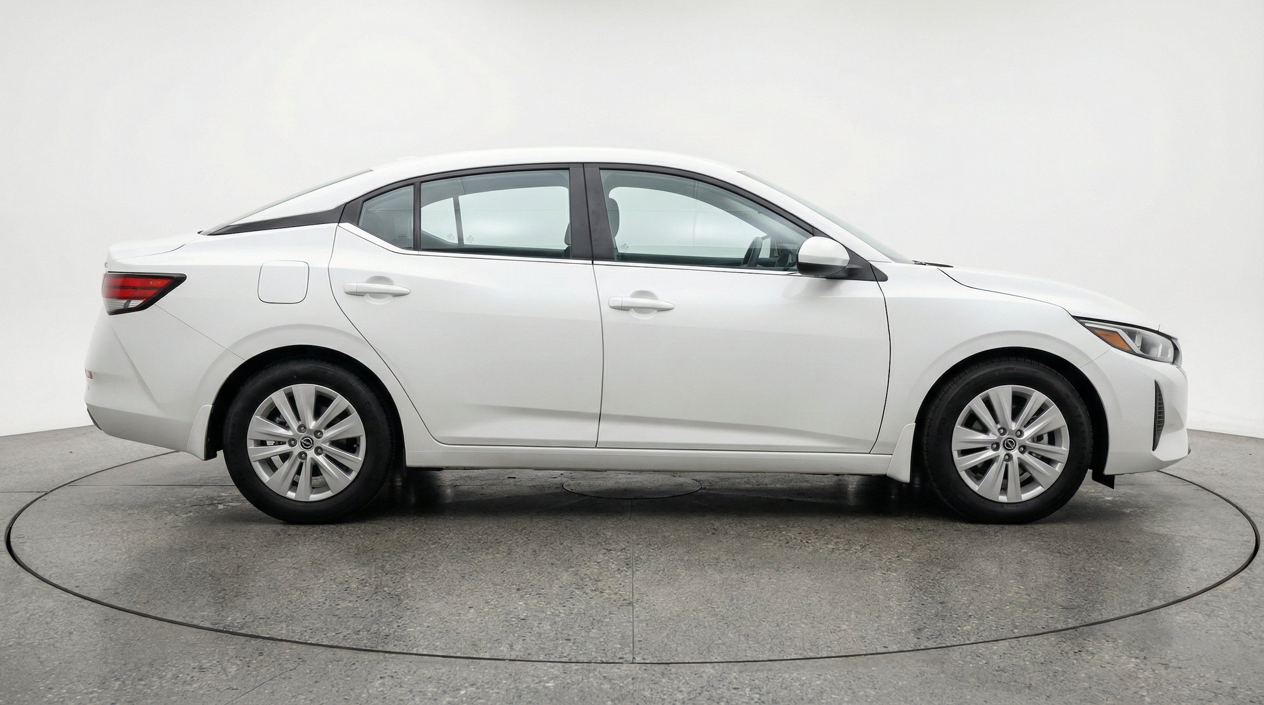 Thumbnail: 2025 Nissan Sentra - 11
