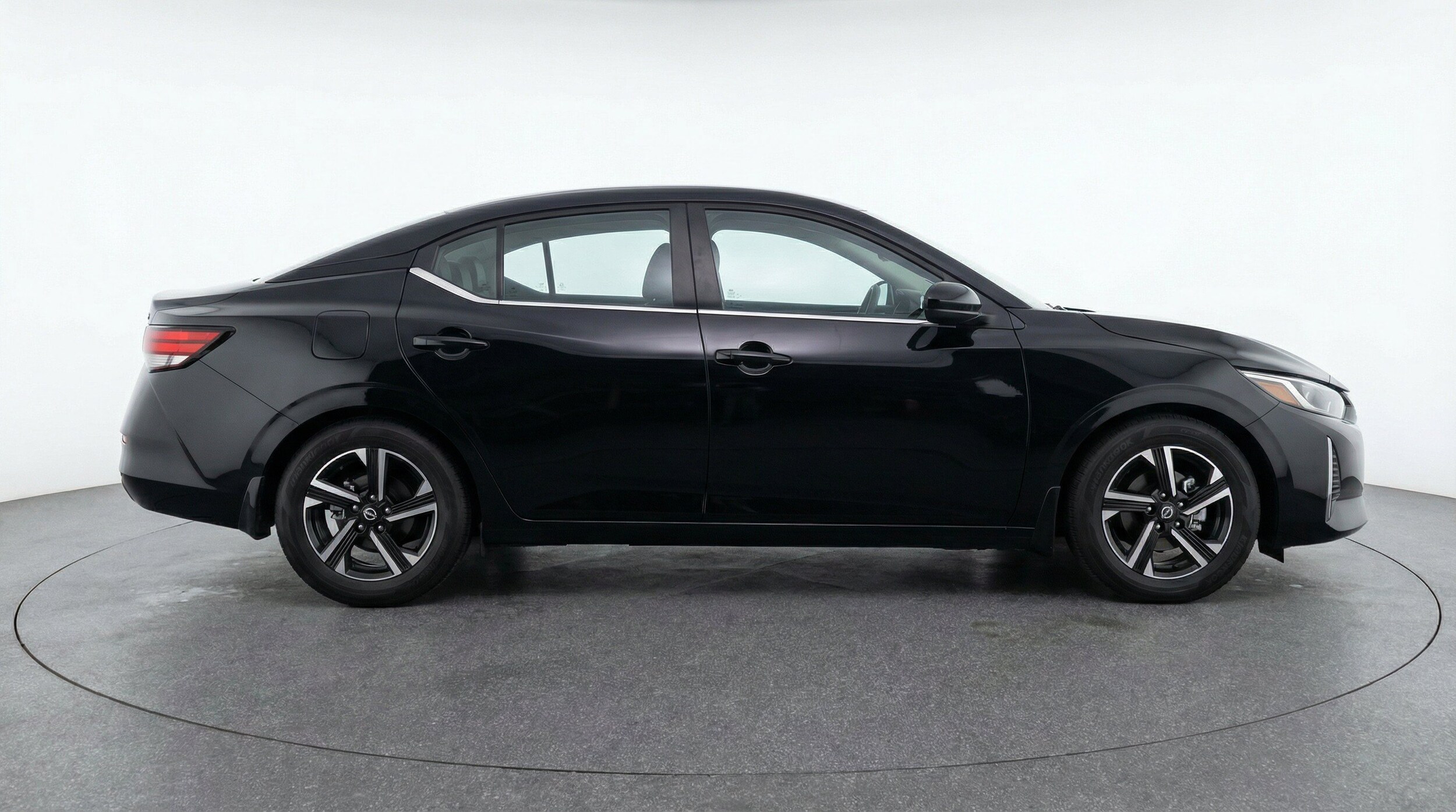 Thumbnail: 2025 Nissan Sentra - 11