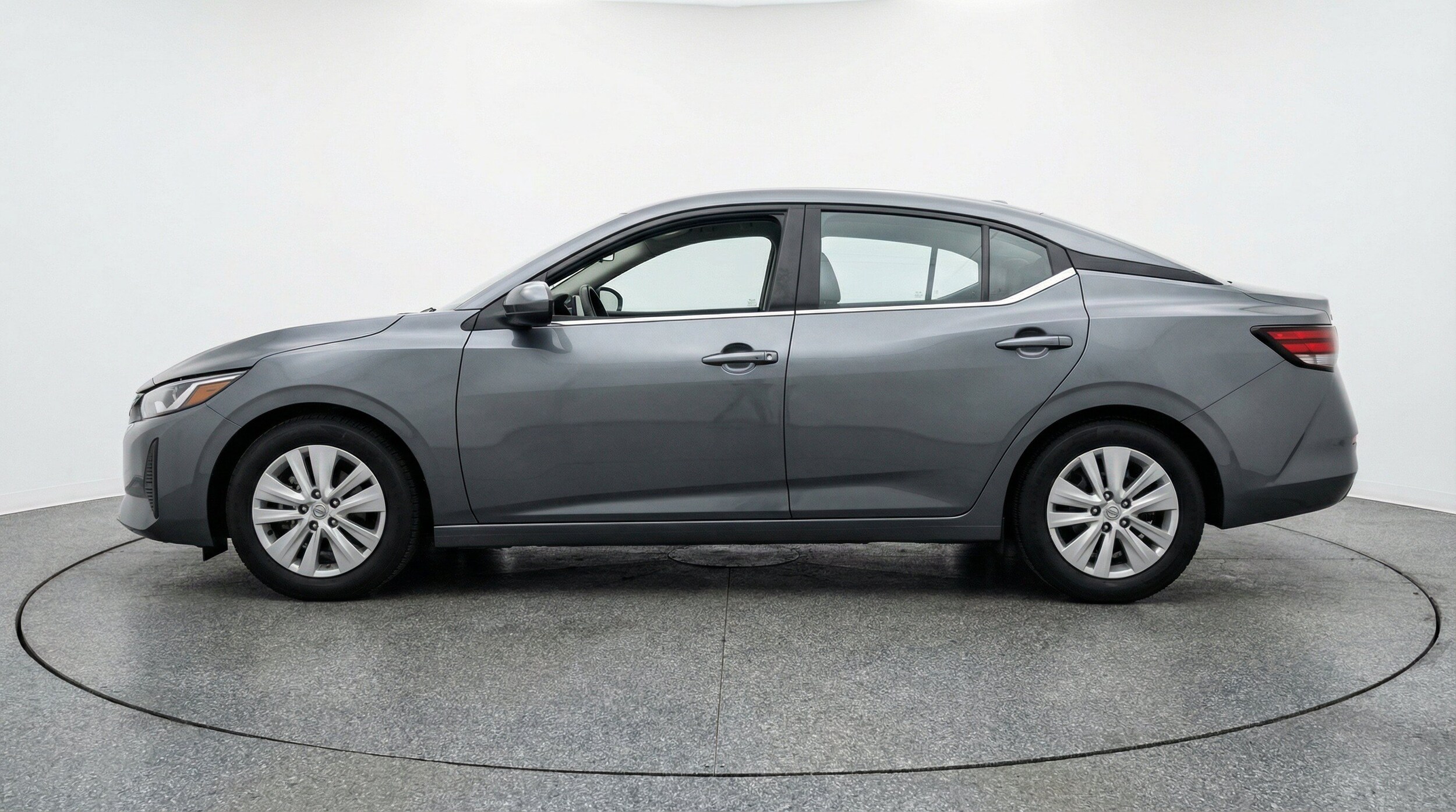 Thumbnail: 2025 Nissan Sentra - 5