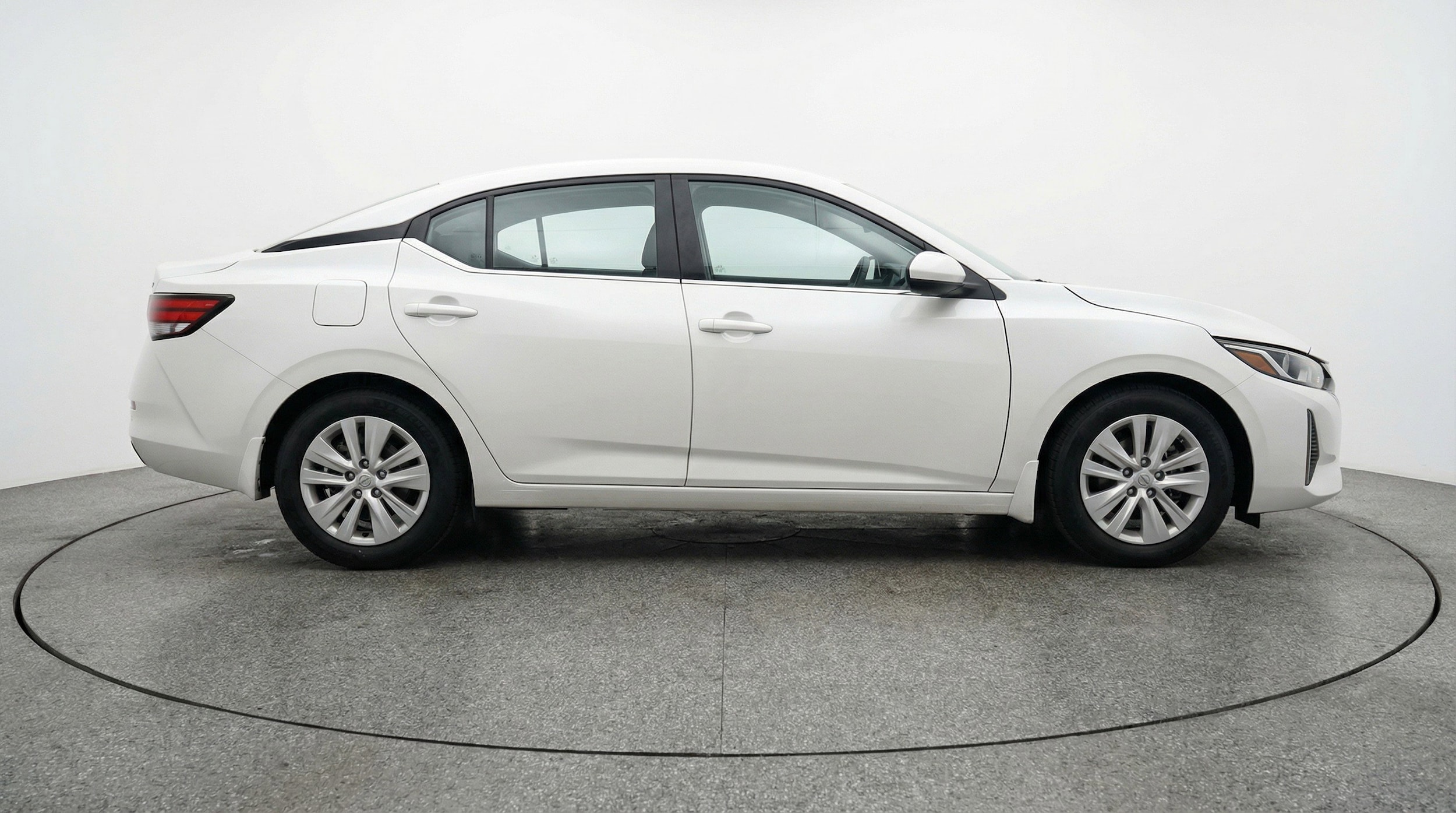 Thumbnail: 2025 Nissan Sentra - 11