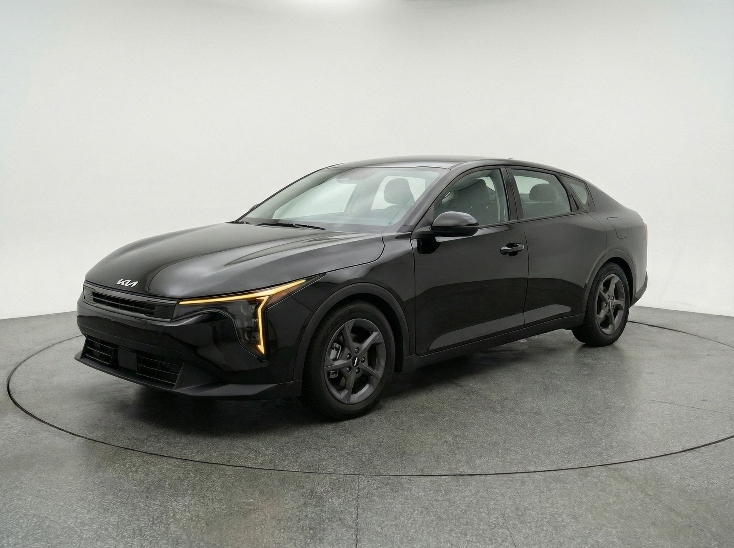 Thumbnail: 2025 Kia K4 - 3