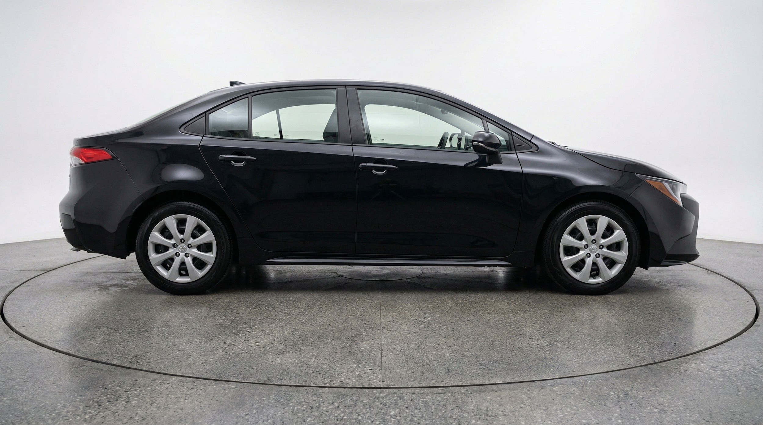 Thumbnail: 2025 Toyota Corolla - 11