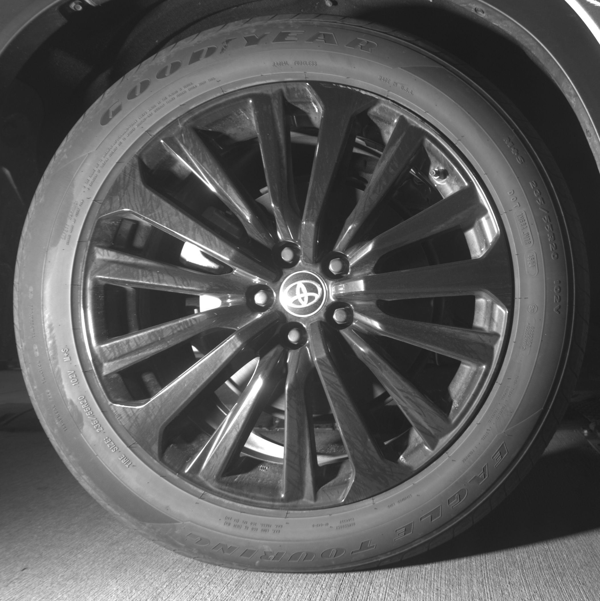 Thumbnail: 2025 Toyota Highlander - 12