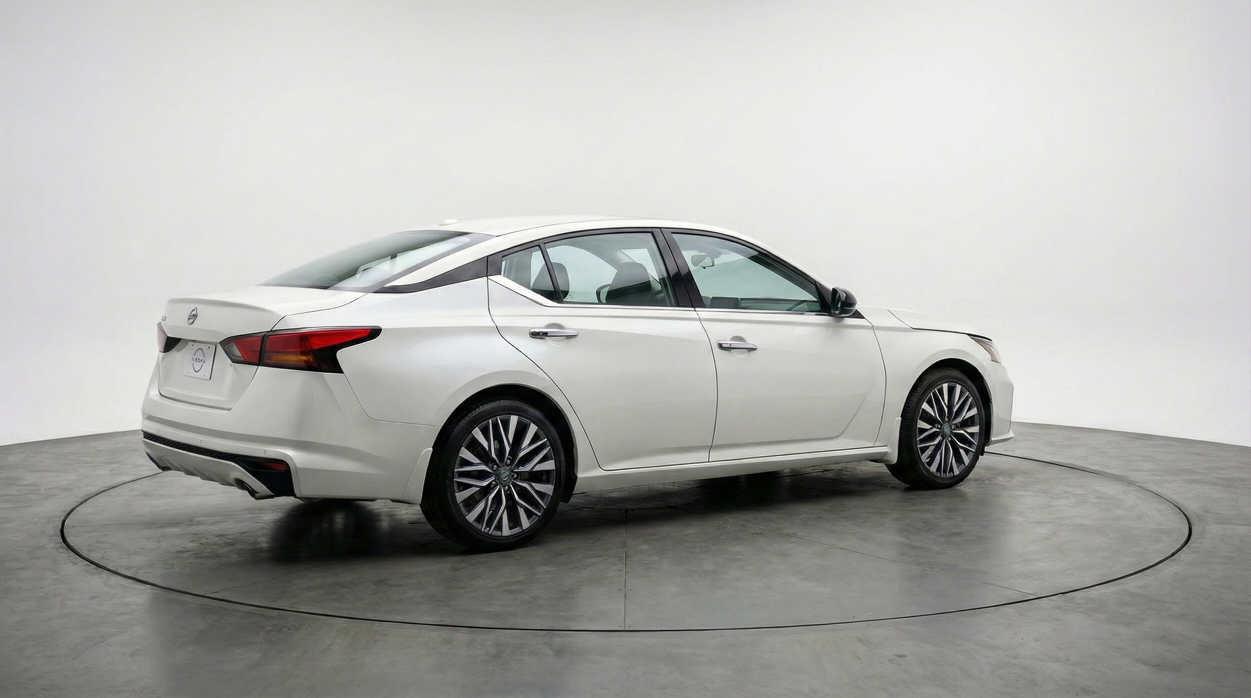 Thumbnail: 2025 Nissan Altima - 7