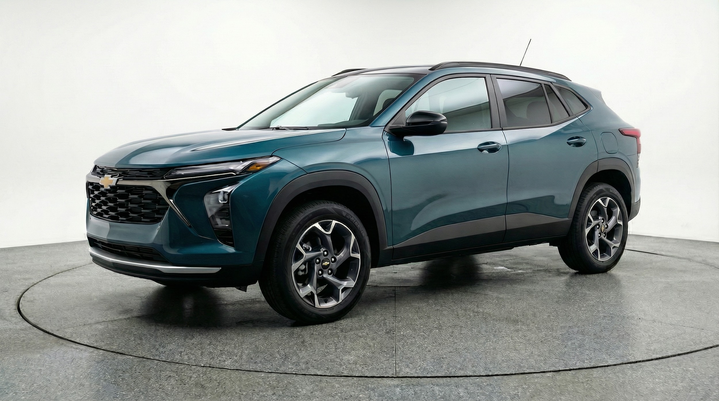 Thumbnail: 2025 Chevrolet Trax - 3