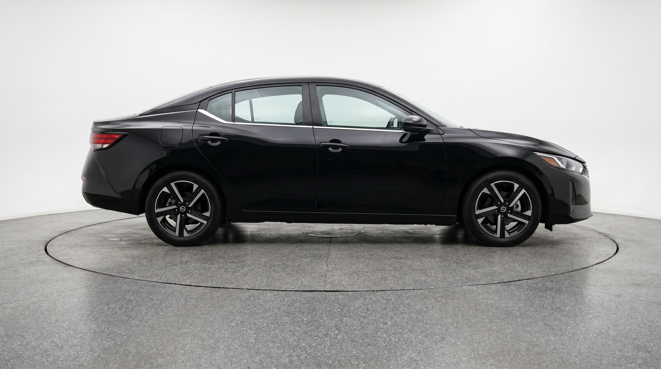 Thumbnail: 2025 Nissan Sentra - 8