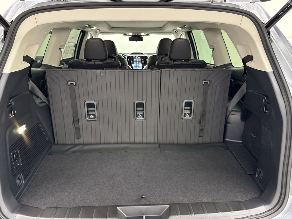 2026 Subaru Ascent Touring - Photo 32