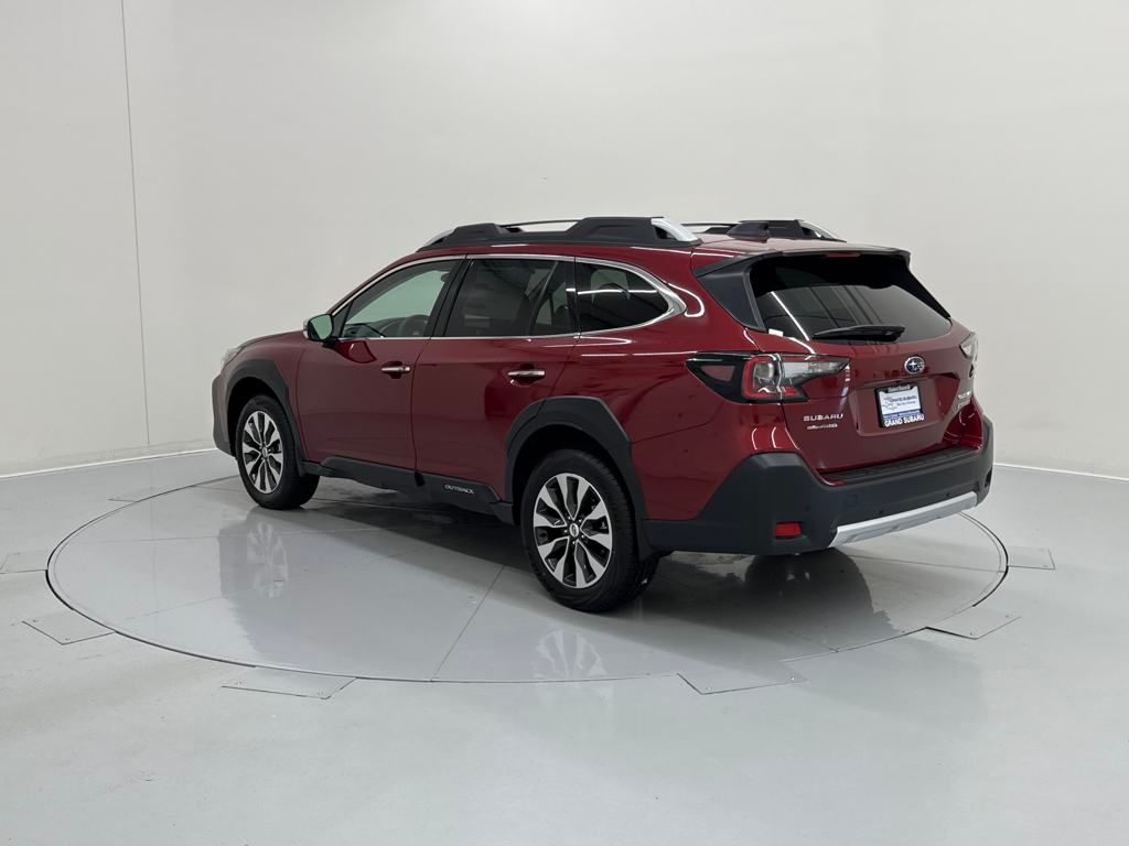 2025 Subaru Outback Touring XT photo 4