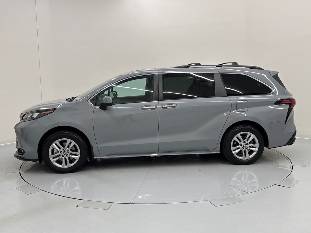 Used 2022 Toyota Sienna XLE Woodland Edition Van Passenger Van