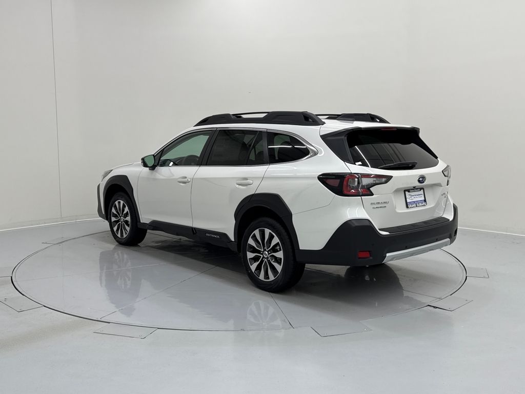 2025 Subaru Outback Limited XT photo 4