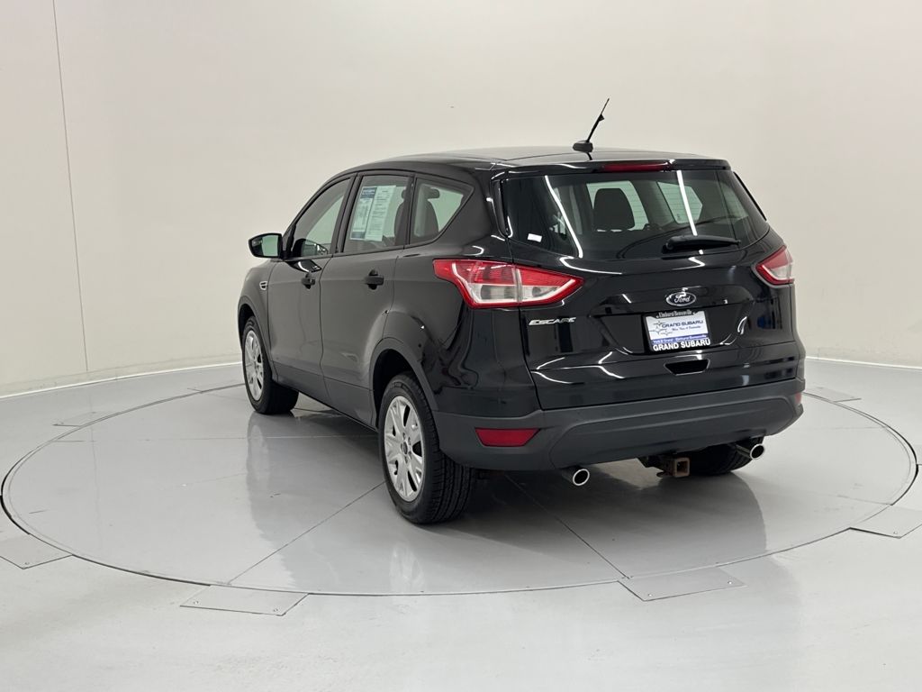 2013 Ford Escape S photo 3