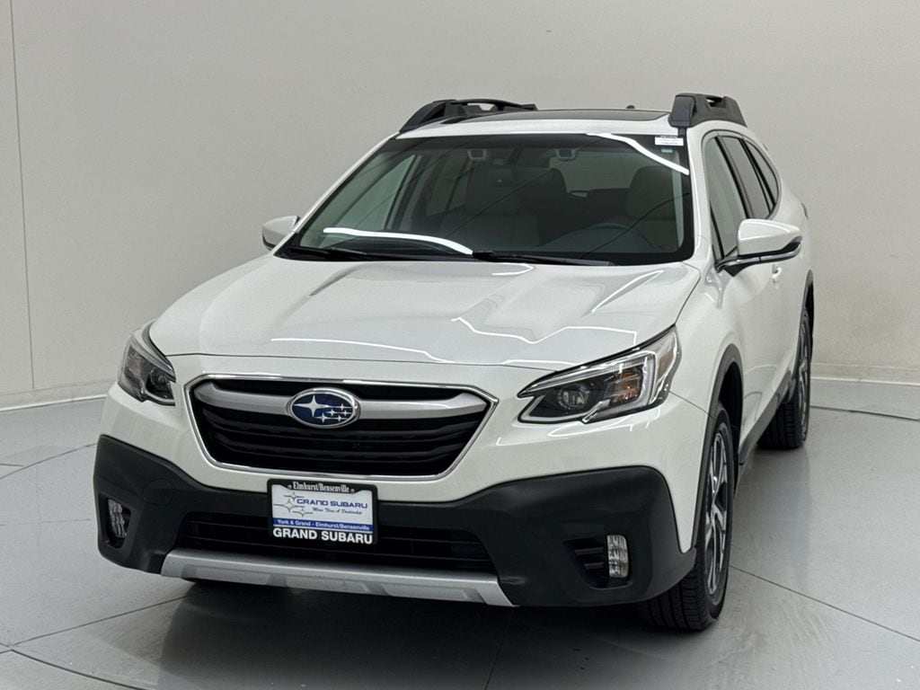 2022 Subaru Outback Limited's photo