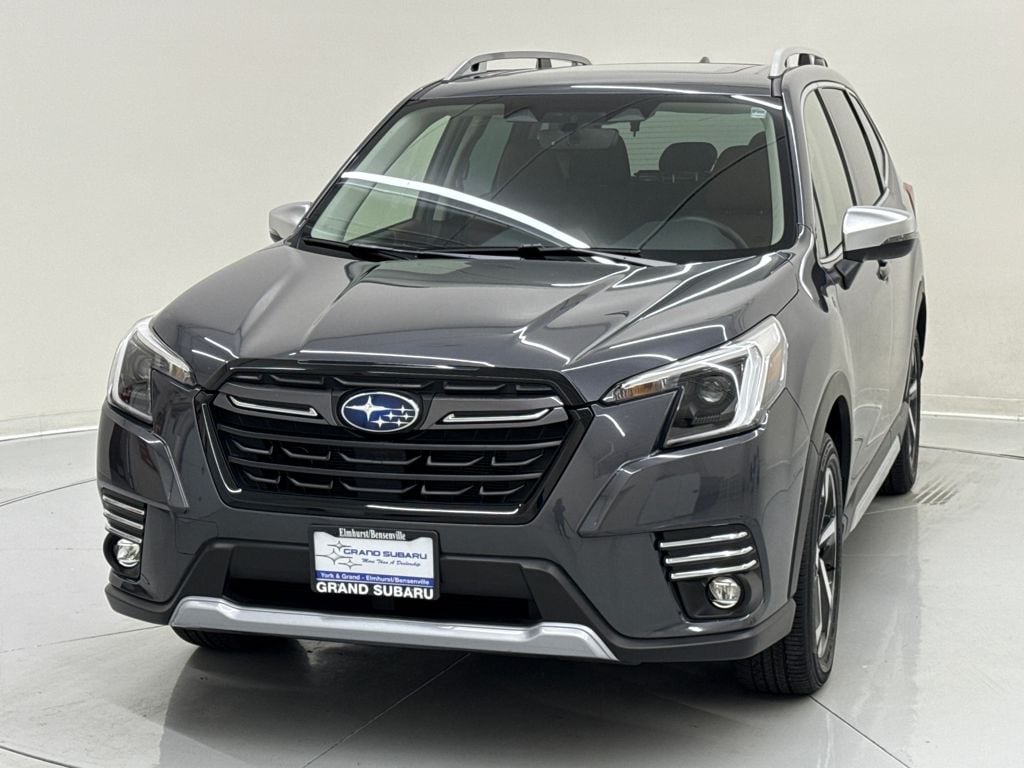 2022 Subaru Forester Touring's photo