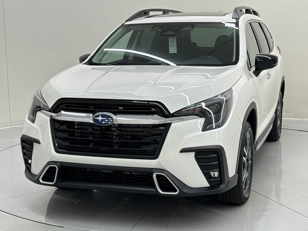 2025 Subaru Ascent Touring's photo