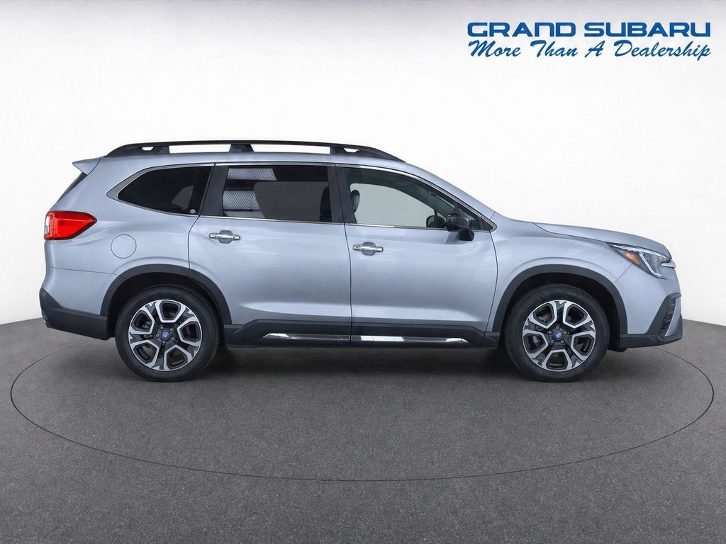 2026 Subaru Ascent Touring - Photo 8