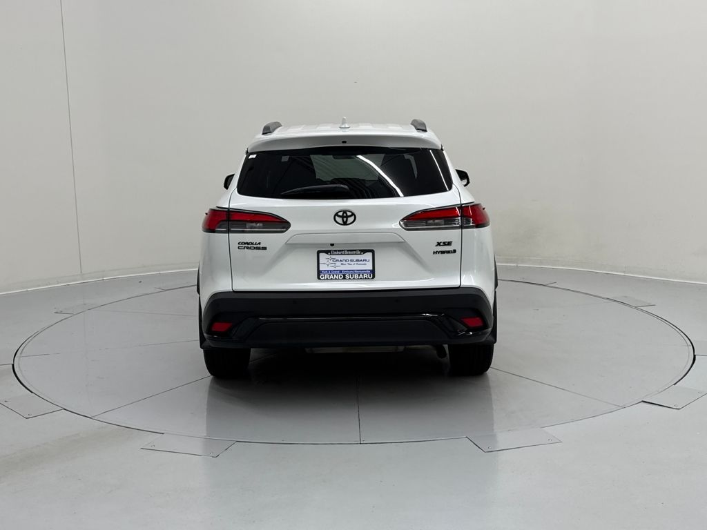 2023 Toyota Corolla Cross XSE photo 4