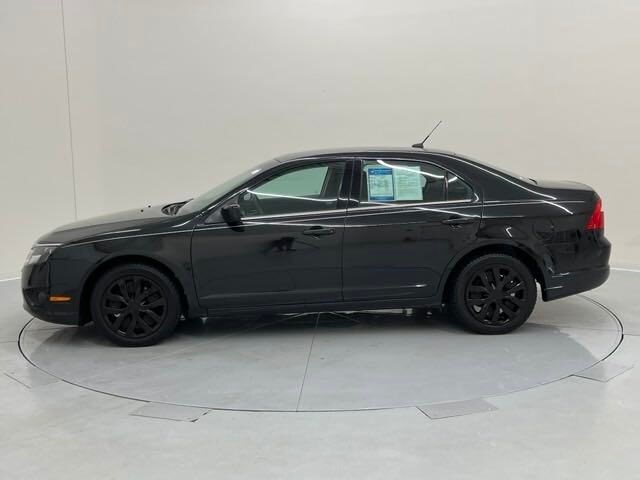 Used 2011 Ford Fusion SE with VIN 3FAHP0HA7BR303121 for sale in Bensenville, IL