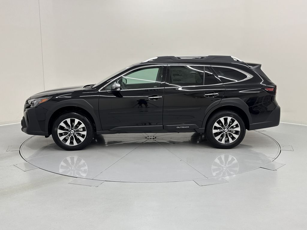2025 Subaru Outback Touring photo 3