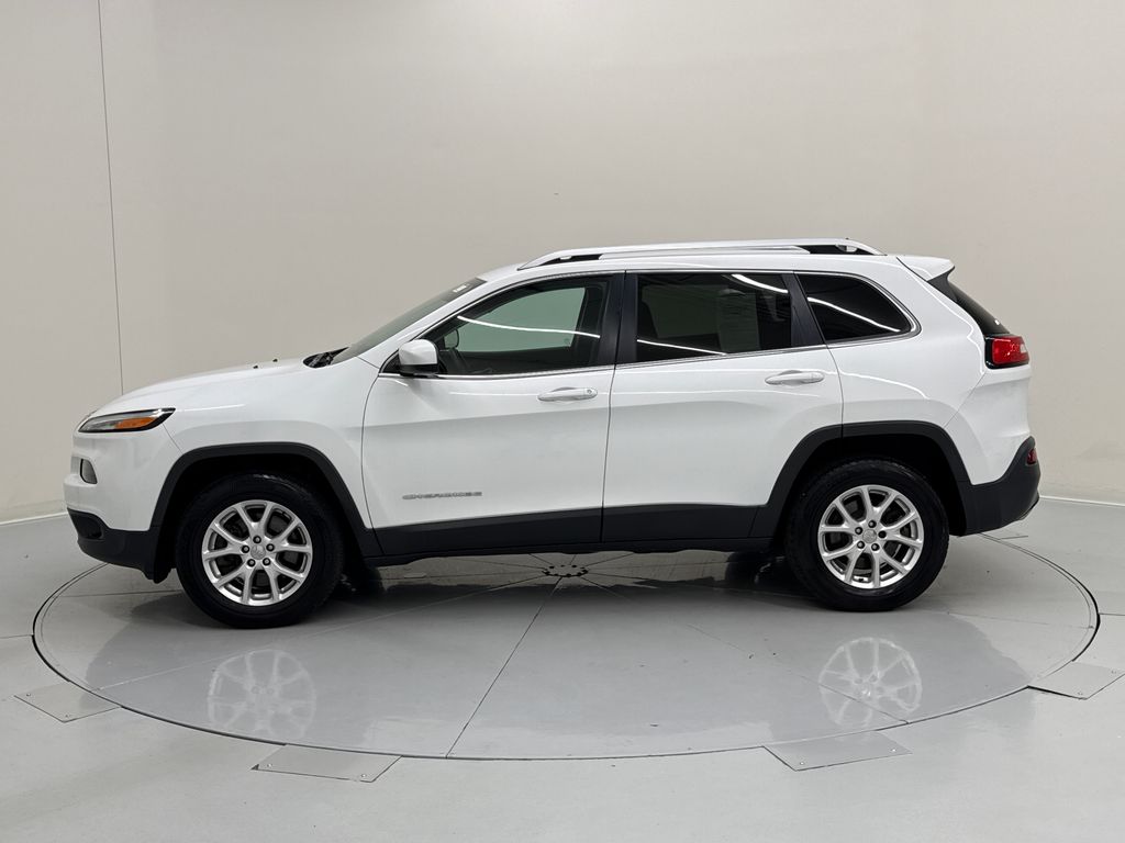 Used 2015 Jeep Cherokee Latitude with VIN 1C4PJMCS8FW649969 for sale in Bensenville, IL