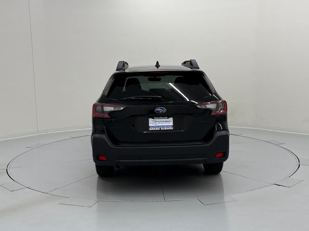 2023 Subaru Outback Onyx Edition photo 4