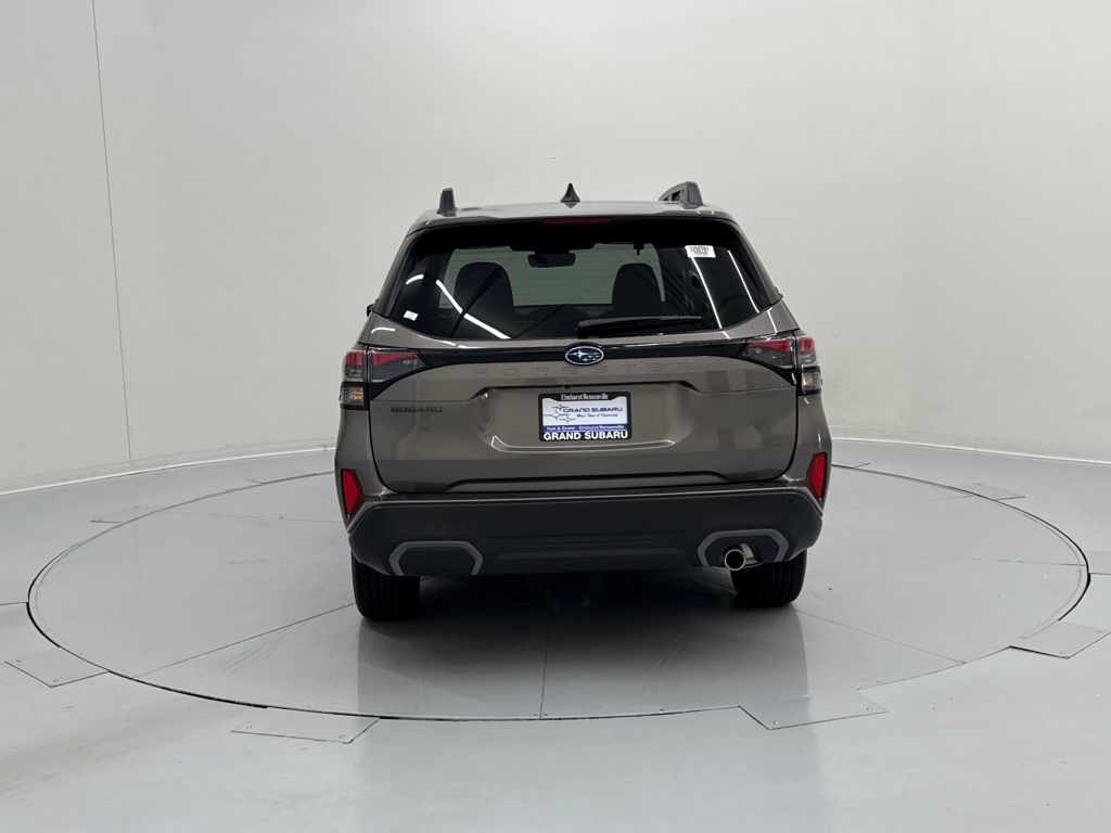 2025 Subaru Forester Limited photo 4