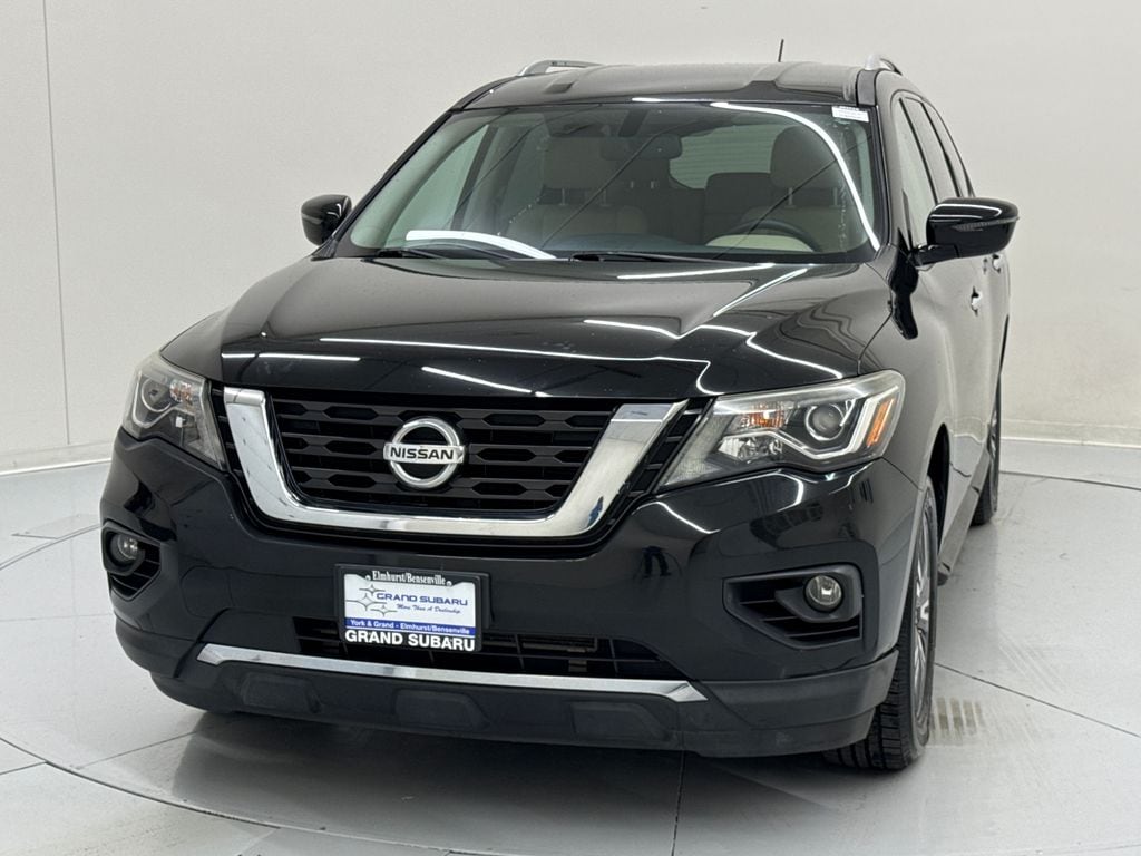 2018 Nissan Pathfinder SV