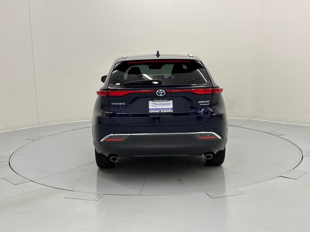 2021 Toyota Venza Limited photo 4