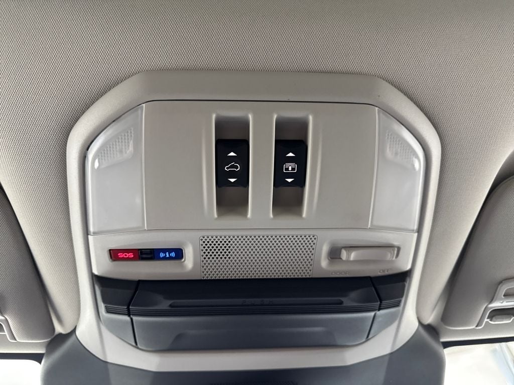 2026 Subaru Ascent Touring - Photo 23