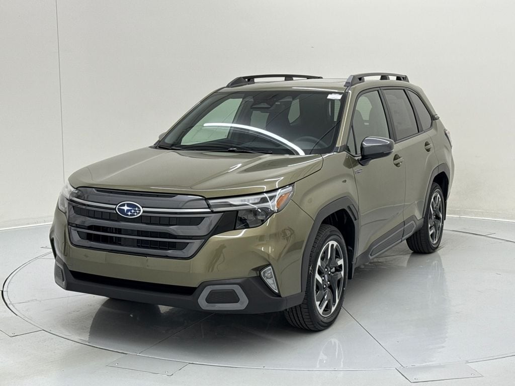 2025 Subaru Forester Limited's photo