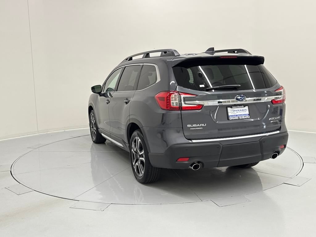 2025 Subaru Ascent Limited photo 2