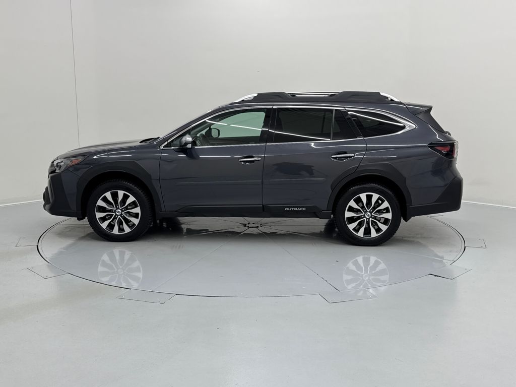 2024 Subaru Outback Touring photo 3