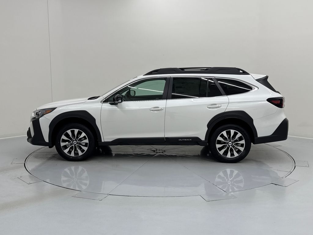 2025 Subaru Outback Limited XT photo 3
