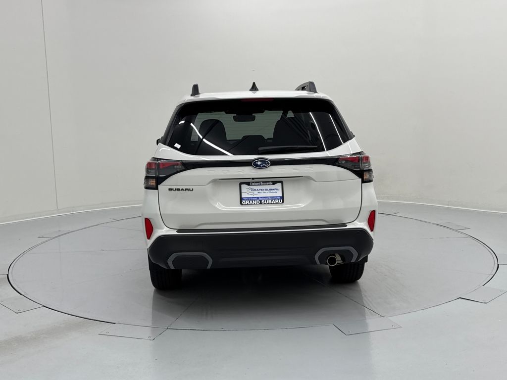 2025 Subaru Forester Limited photo 4