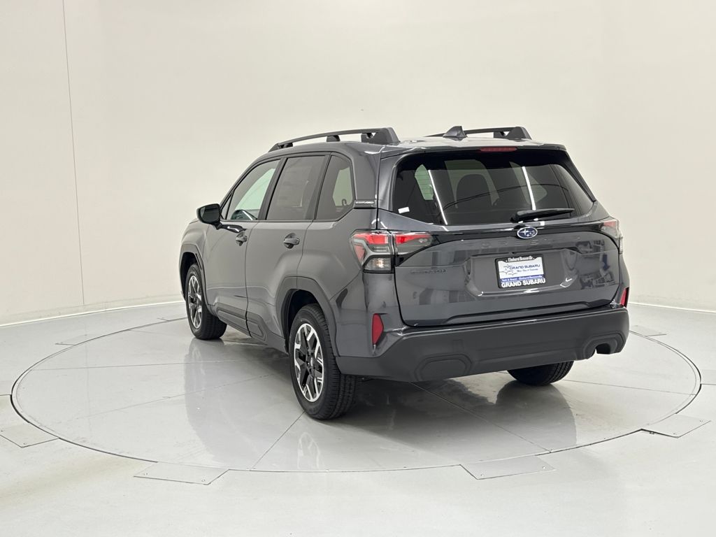 2026 Subaru Forester Premium photo 3